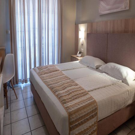 Hotel Strass Paralía المظهر الخارجي الصورة