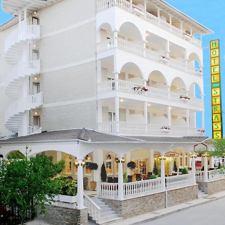 Hotel Strass Paralía المظهر الخارجي الصورة