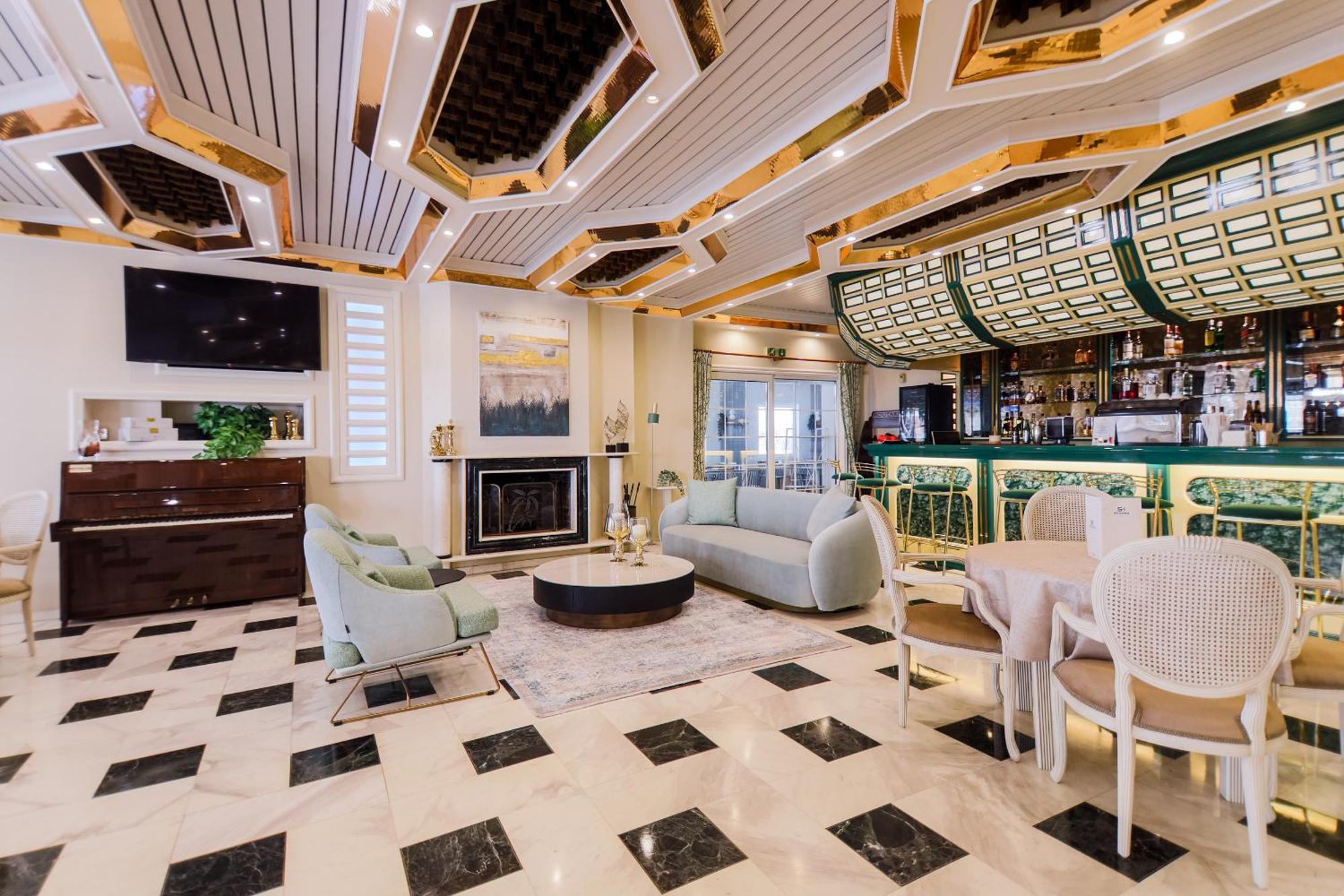 Hotel Strass Paralía المظهر الخارجي الصورة