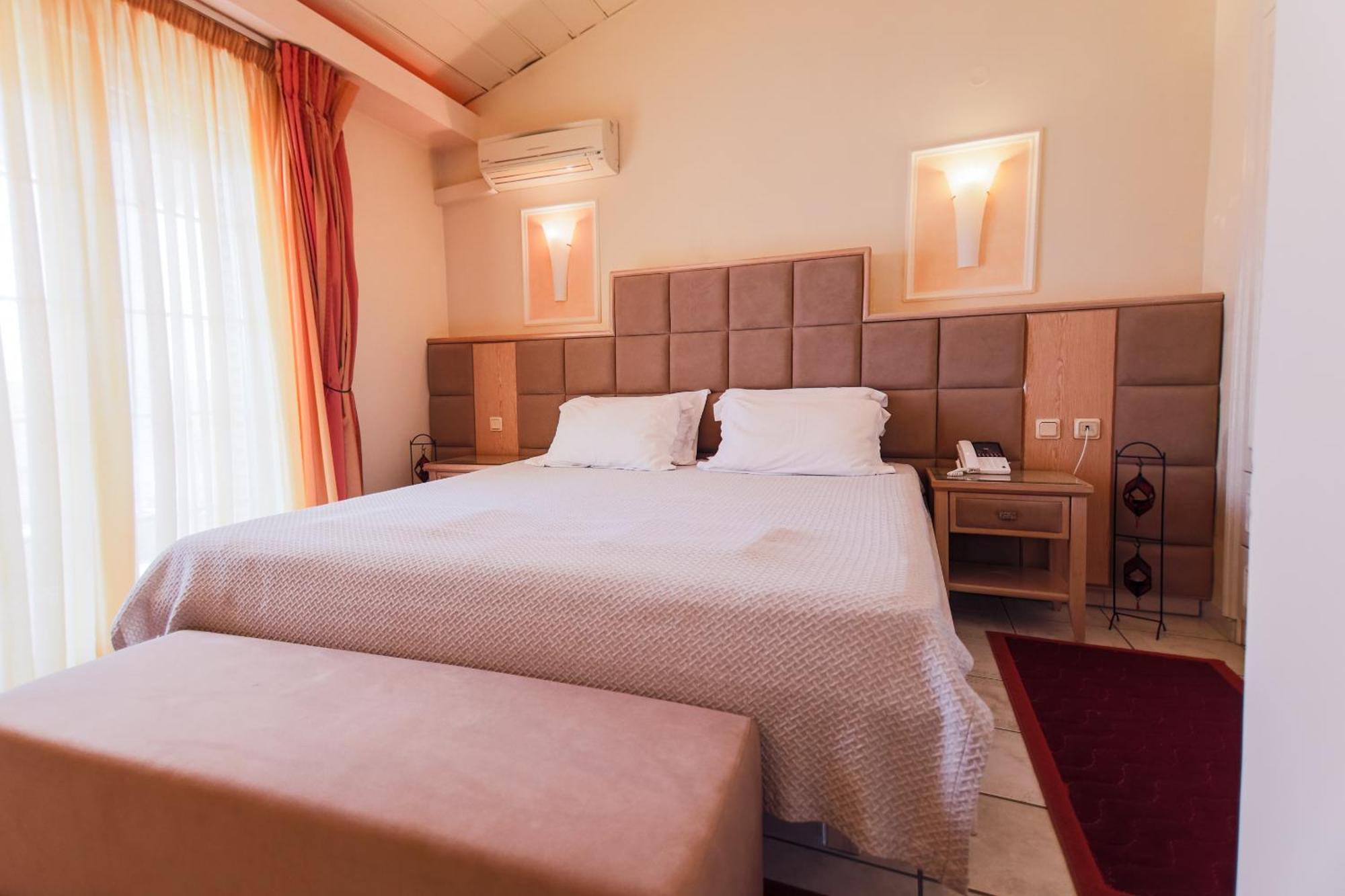 Hotel Strass Paralía المظهر الخارجي الصورة