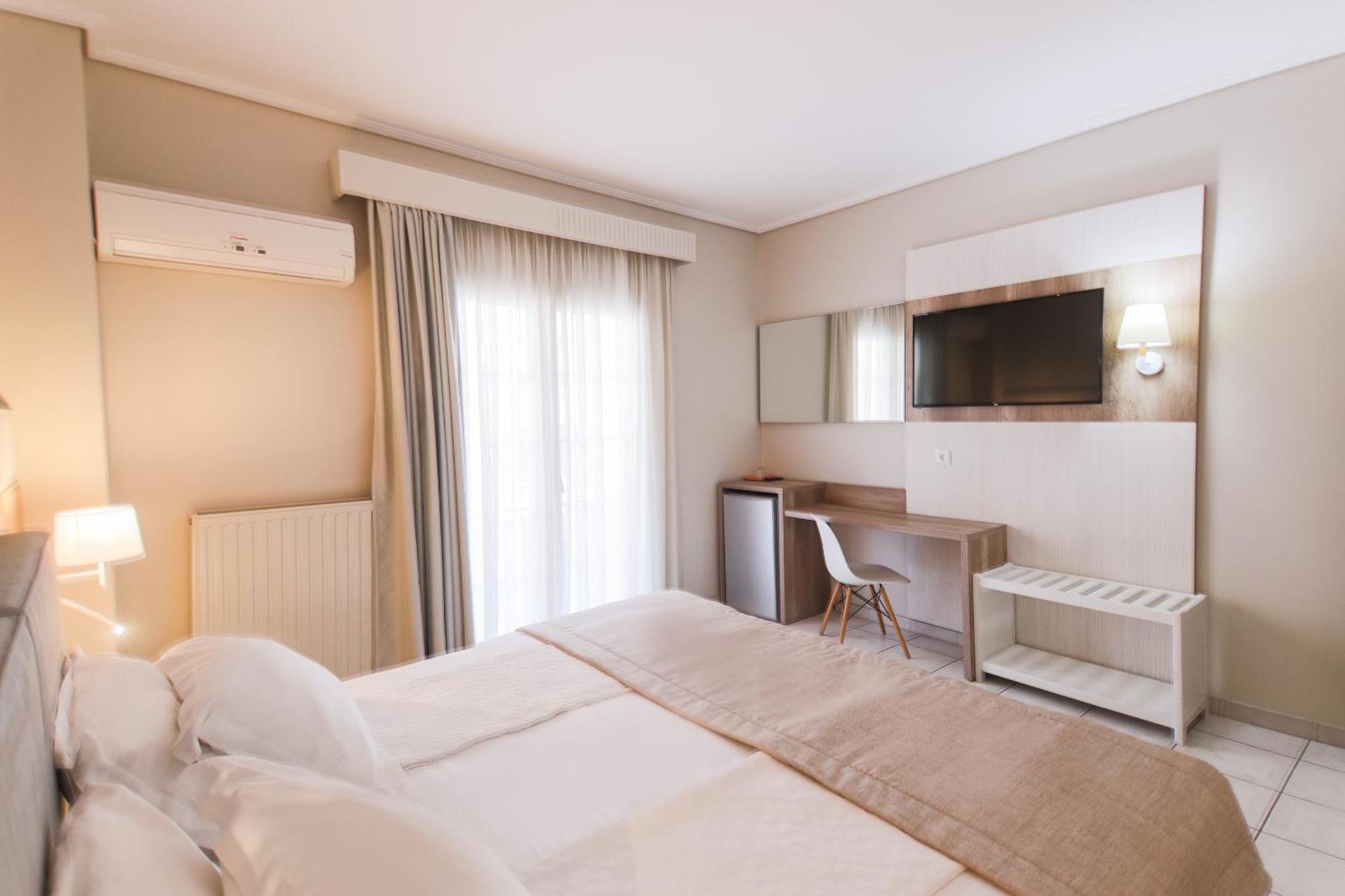 Hotel Strass Paralía المظهر الخارجي الصورة